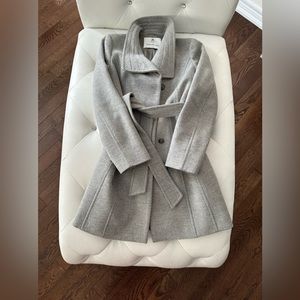 ARITZIA Babaton. The Connor Midi Coat. Original style from 2021 Size small